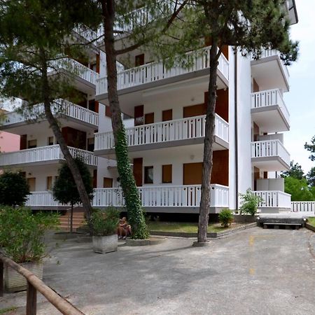 Appartamenti Lucerna Lignano Sabbiadoro Kültér fotó